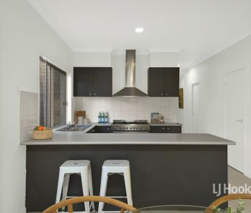 8 Tanner Mews, Point Cook VIC, Belconnen - Photo 1