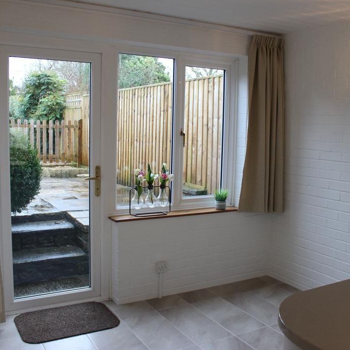 2 bedroom terraced house to rent - Photo 1