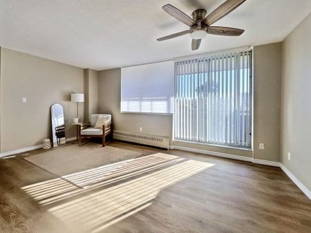 Newport Towers Apartments - ALL INCLUSIVE - Photo 4