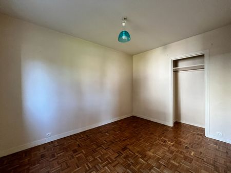 Location Appartement 3 pièces 57m² - Photo 2