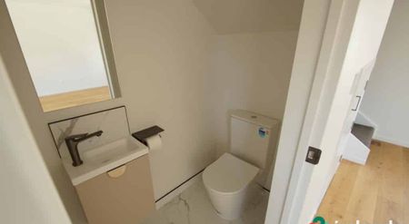 Finest Townhouse on Cross Street - Photo 2