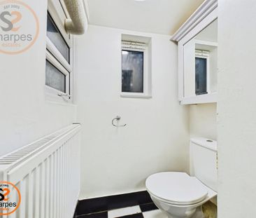 1 bedroom in a house share to rent - Photo 6