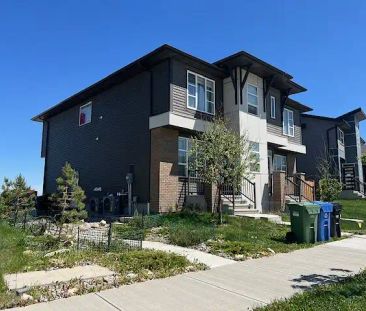 3 Bed | 2.5 Bath | Duplex | Central AC| Opposite to Park| Bus Stop ... - Photo 1