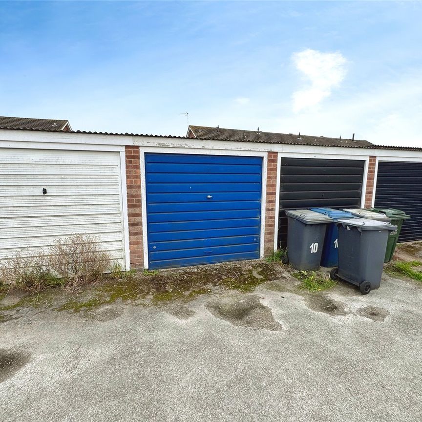 2 bedroom house to rent Musters Road, Ruddington, Nottingham, NG11 - Photo 2