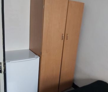 Room in a Shared House, Kenworthy Road, E9 - Photo 3
