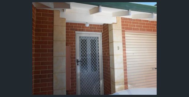 3x2 VILLA WITH GARAGE - Photo 1