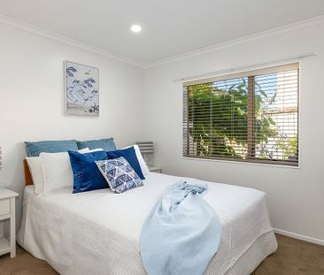 4 Bedrooms on Stornaway Dr - Photo 1