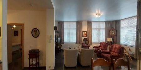 Appartement te huur in Kortrijk voor € 840 met 1 slaapkamer - Photo 2