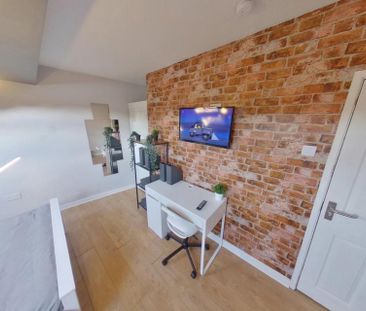 3 bedroom terraced house to rent - Photo 4