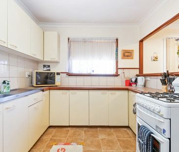 53 Curlington Crescent, Balga WA 6061 - Photo 6