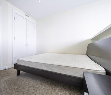 Studio to rent - Photo 6