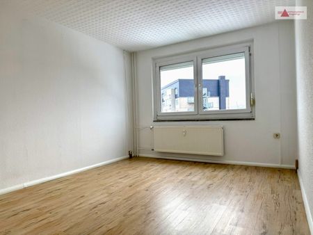 3-Raum-Wohnung mit Einbauküche und toller Aussicht über Geyer!!! - Photo 4