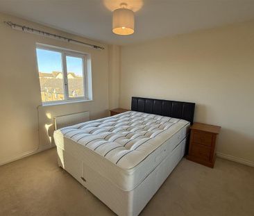 4 bedroom detached house to rent - Photo 5