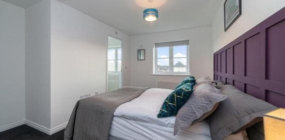 1 bedroom in a house share to rent - Photo 2