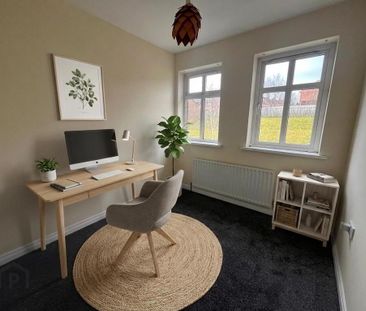 16 Glenburn Manor, Dunmurry, Belfast, BT17 9DX - Photo 4