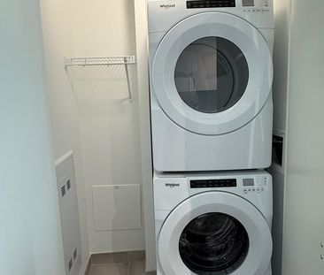 For Lease - 3250 Carding Mill Trail Unit# 213, Oakville, Ontario - Photo 5