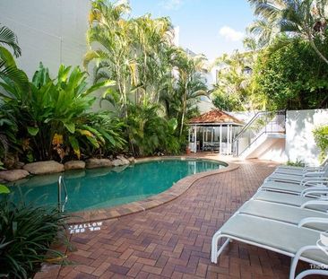 Exceptional 2 bed Unit - Large garden terrace and enclosed patio, g... - Photo 3