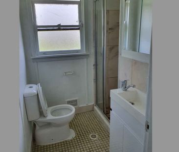 STUDIO FOR RENT - Photo 5