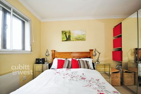 1 bedroom flat to rent - Photo 3