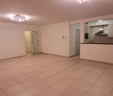 Recent, gelijkvloers appartement met 2 slaapkamers - Foto 6
