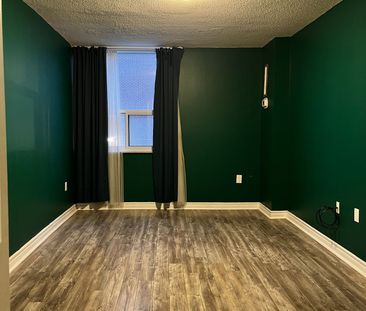 For Lease - 4062 Lawrence Avenue Unit# 107, Toronto, Ontario - Photo 5