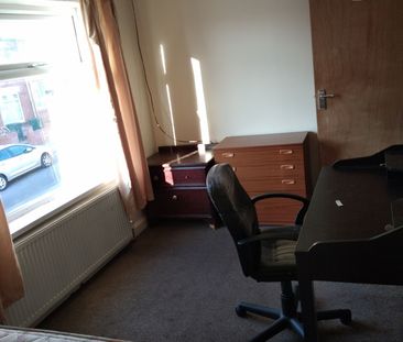 4 Bed Terraced House, Humber Avenue, CV1 - Photo 6