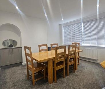 3 bedroom house to rent - Photo 2