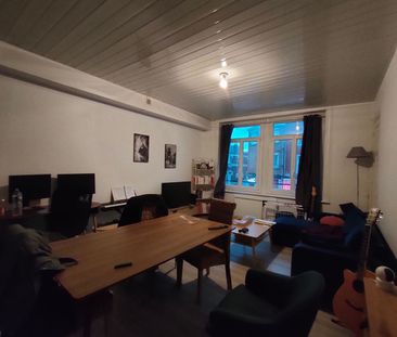 Location Appartement 2 pièces 57m² - Photo 1