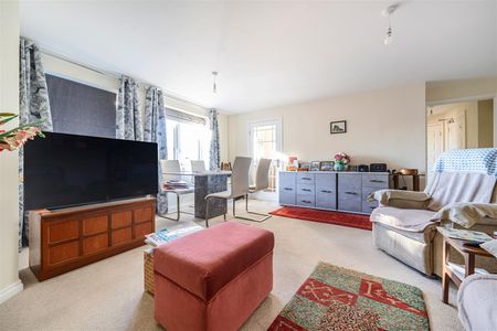 Dutton Lodge , Penrith - Photo 2