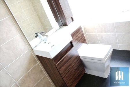 1 bedroom penthouse to rent - Photo 4