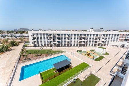 Piso de alquiler en Carrer de Gran Canaria, 24, Playa Muchavista - Photo 4