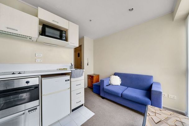 1 Bedroom Apartment - Photo 1