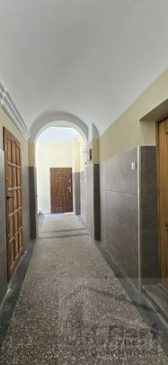 Wyjątkowe, oryginalne mieszkanie w kamienicy - Photo 1