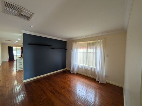 Large and Well Presented Family Home. - Photo 1