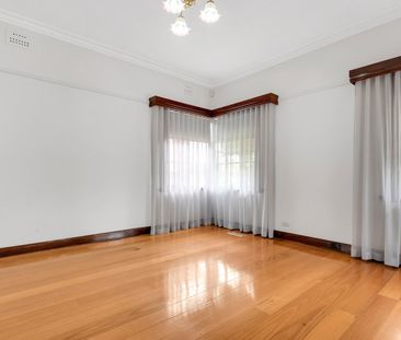 40 Balmoral Avenue, Pascoe Vale South VIC 3044 - Photo 5