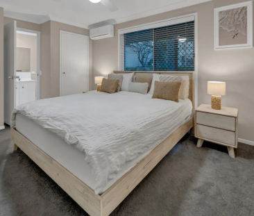 Spacious Family Living in a Quiet Helensvale Pocket - Photo 5