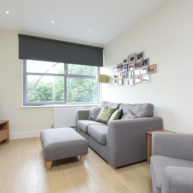 1 bedroom flat to rent - Photo 1