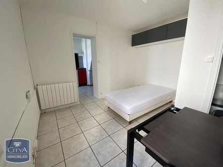 Location Appartement 1 pièce 17m² TOURS 37000 - Photo 2