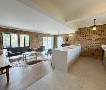 Spacious Coastal Family Home with Ocean Views & Pool - Wallabi Point - Photo 2