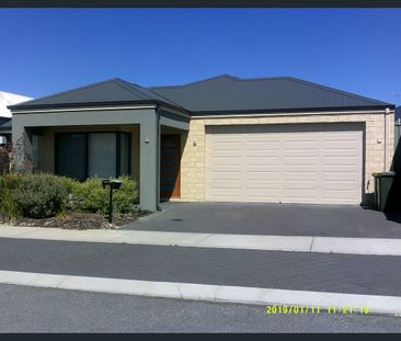 17 Koenig Way, Clarkson, WA 6030 - Photo 6