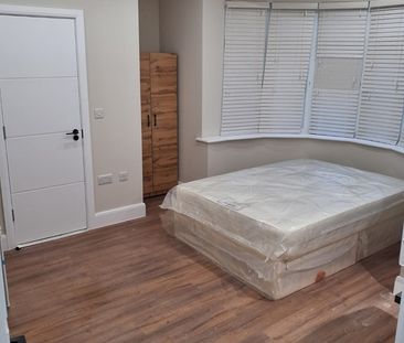 Studio Flat, Christchurch Avenue, HA3 - Photo 5