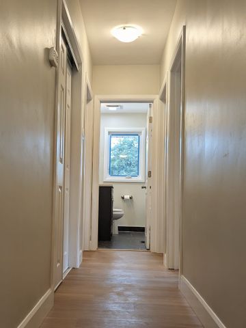 For Lease - 5 Bertram Drive, Hamilton, Ontario - Photo 3