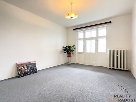 Pronájem bytu 3+1 73 m² - Fotografie 1