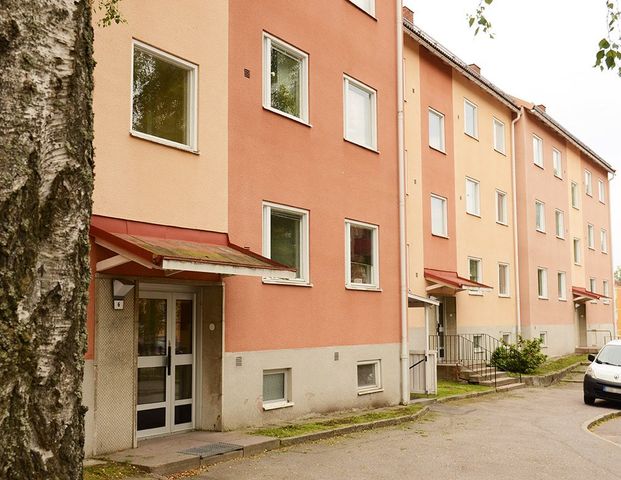 Artillerigatan 4, våning 1 - Foto 1