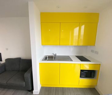 Studio to rent - Photo 5