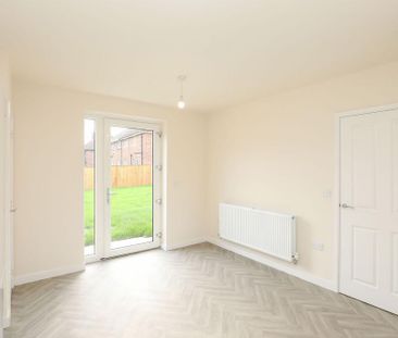 3 bedroom detached house to rent - Photo 4