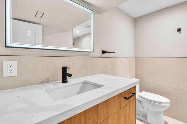 For Lease - 986 Srigley Street Unit# Unit C, Newmarket, Ontario - Photo 1