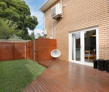 1/131 Locksley Road, Eaglemont VIC 3084 - Photo 6