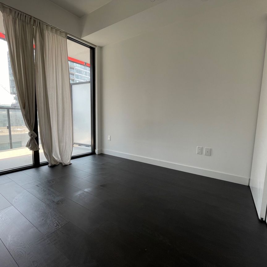 For Lease - 215 Queen Street Unit# 1415, Toronto, Ontario - Photo 1