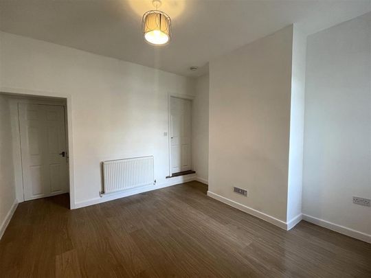 2 bedroom house to rent - Photo 1